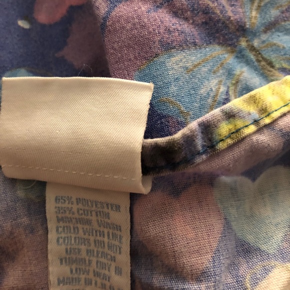 Uniform Scrub Top - Picture 5 of 5